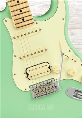 Fender American Performer, Stratocaster, Satín Surf Green, Guitarra Eléctrica con gig bag