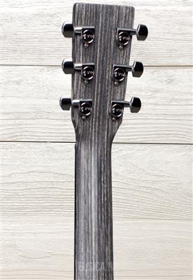 Martin OMC-X1E, 000, Guitarra Electroacústica con gig bag